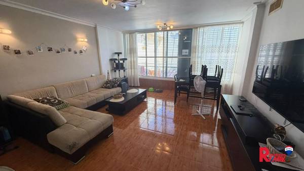 ששת הימים 30, בת ים