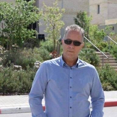 דניאל ברקן