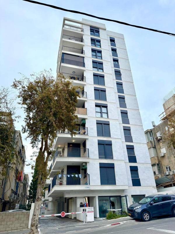 אנילביץ 11, בת ים