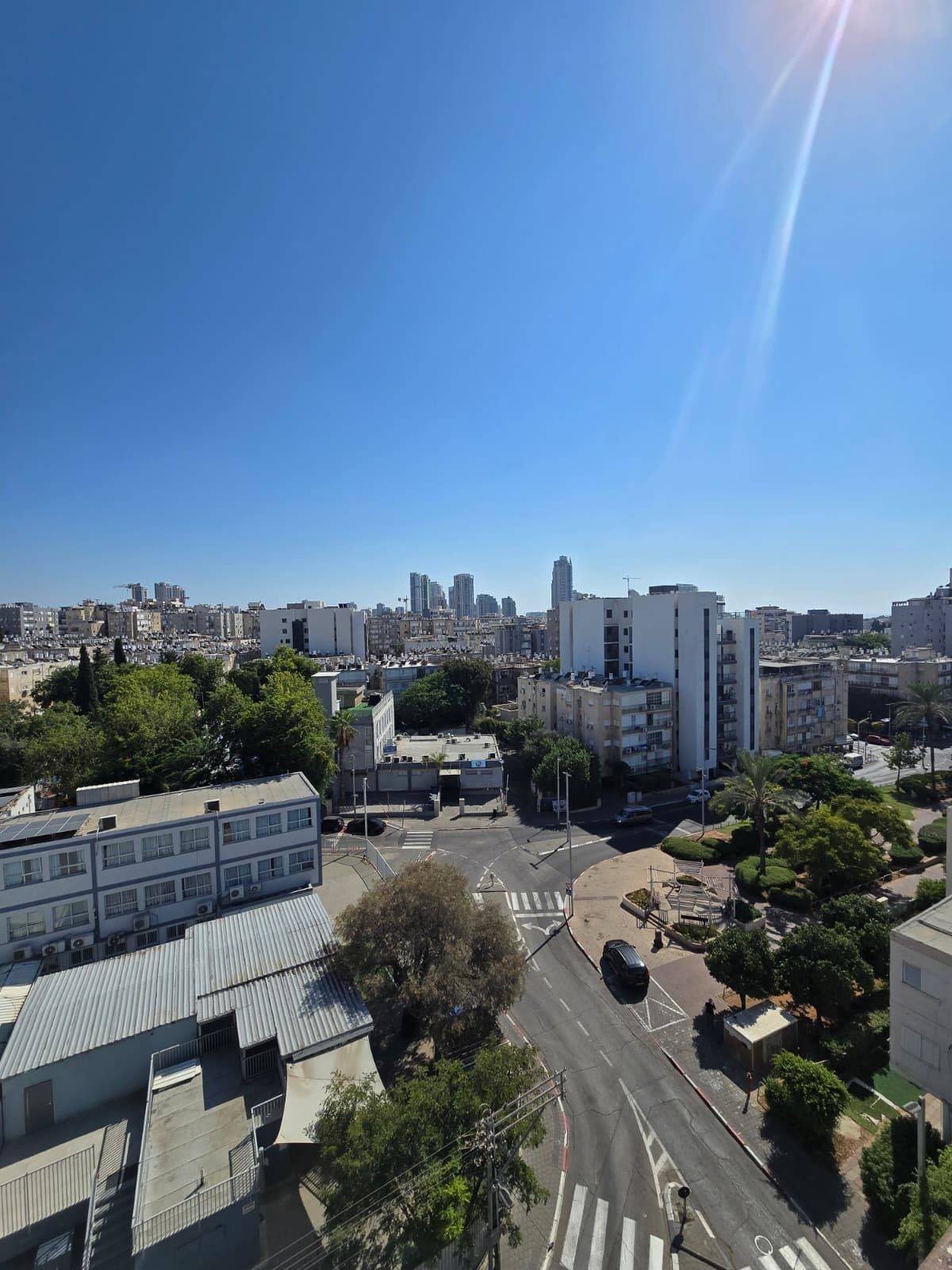 ביאליק 27, בת ים