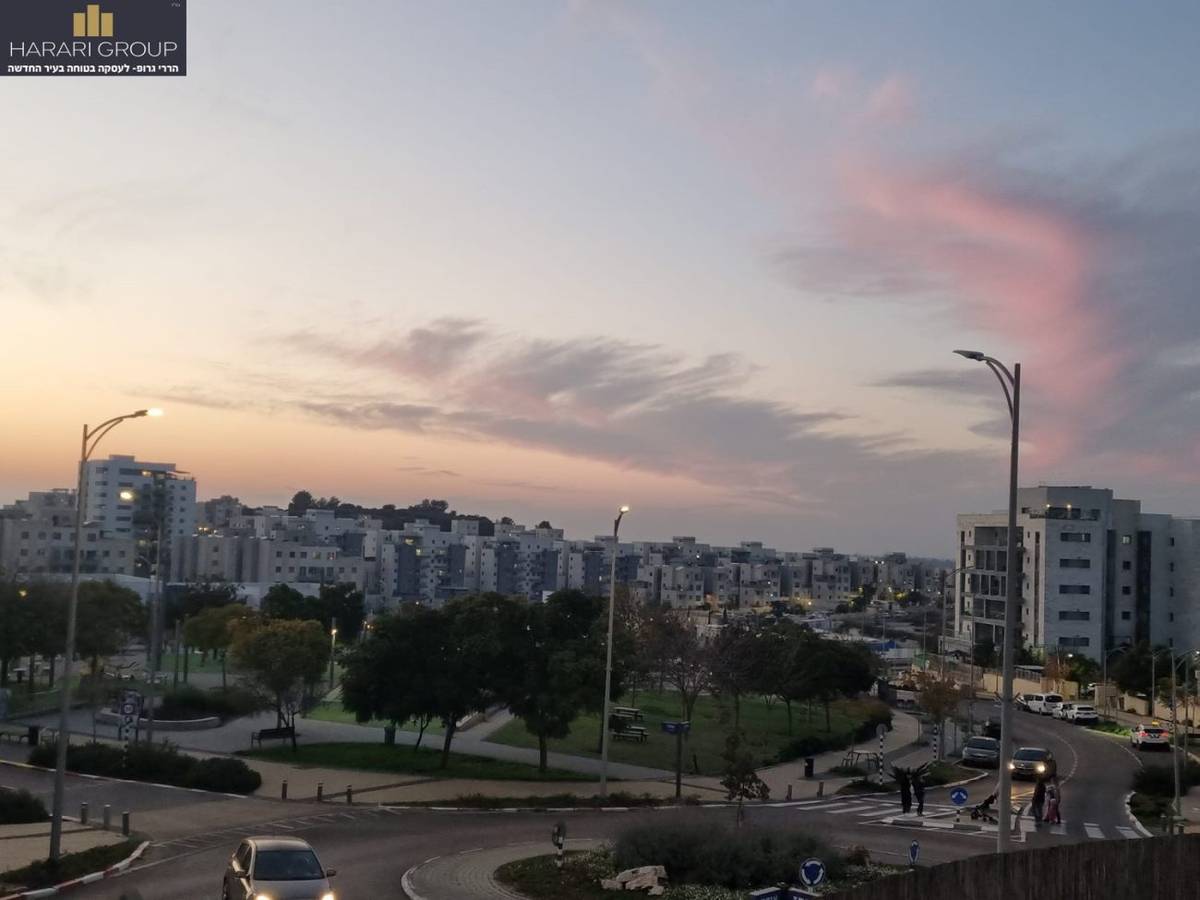 אודם, חריש
